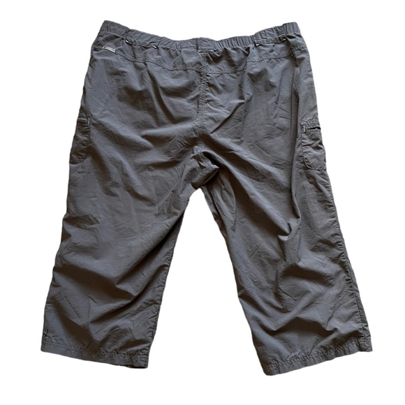 Columbia Tan Cargo Crop Pants | Women's 2XL - Picture 7 of 9